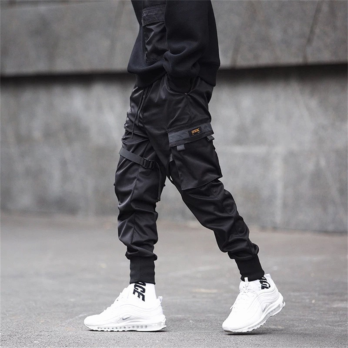Black Hip Hop Cargo Pants Summ - Streetwear Brand Clothing recension och pris
