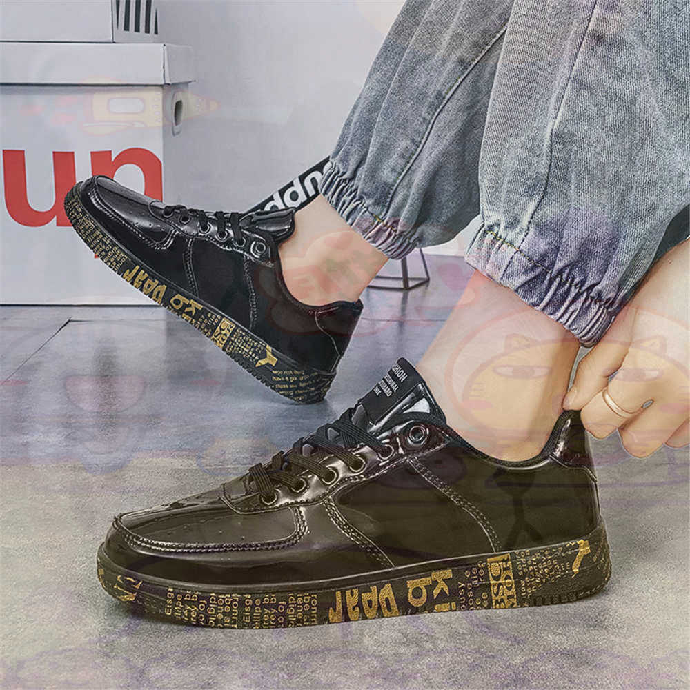 Round Foot Size 45 Sneakers Wh - Yellow Streetwear Brand recension och pris