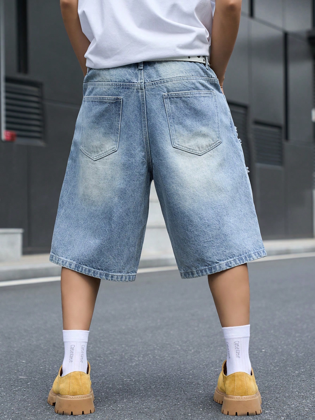 Men's Loose Fit Denim Bermuda  - Streetwear Brand Pants recension och pris